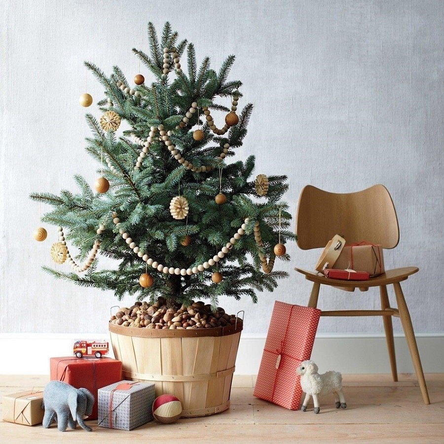 Украсить маленькую елочку