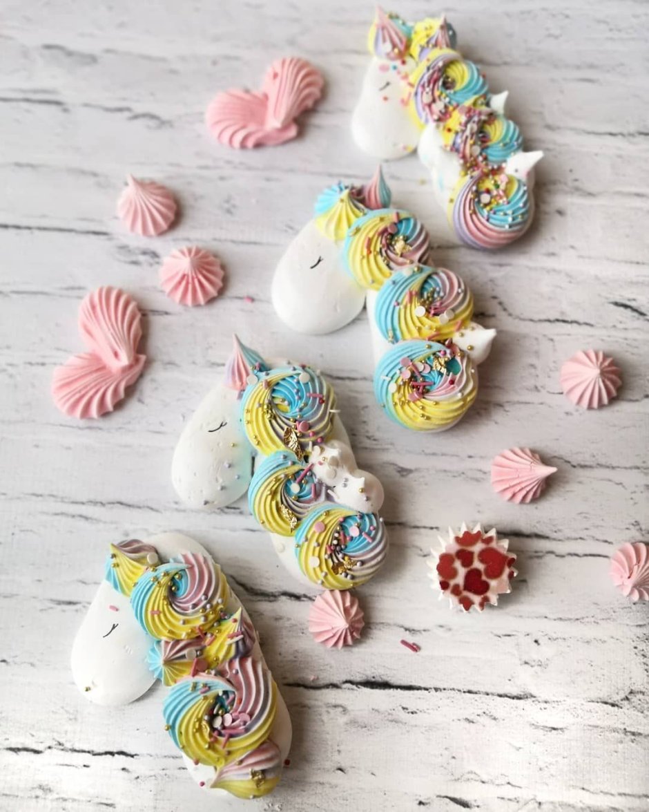 Единорог из меренги