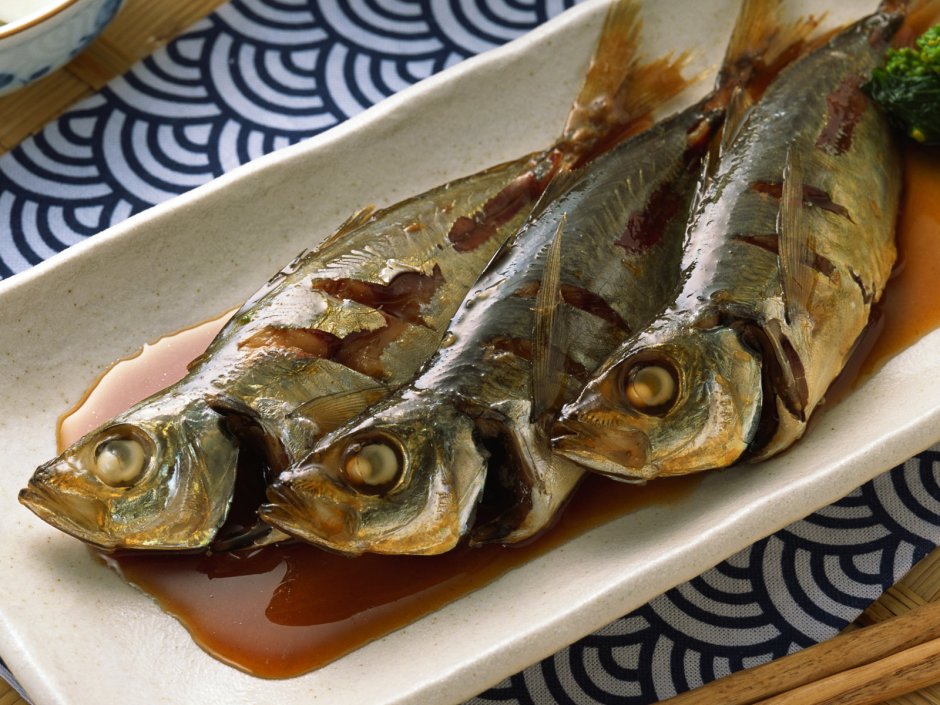 Рыба в шпротах