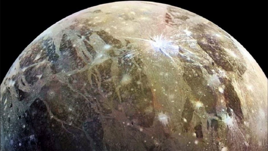 Ганимед Спутник