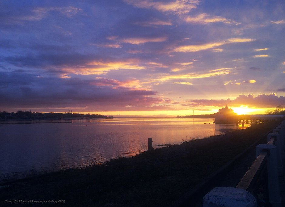 Кострома закат на Волге