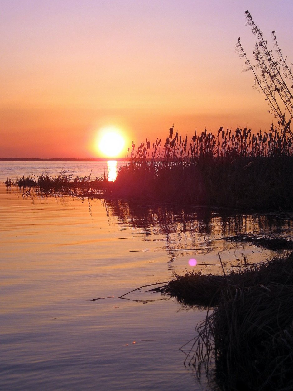 Рассвет на Плещеевом озере в Переславле Залесском