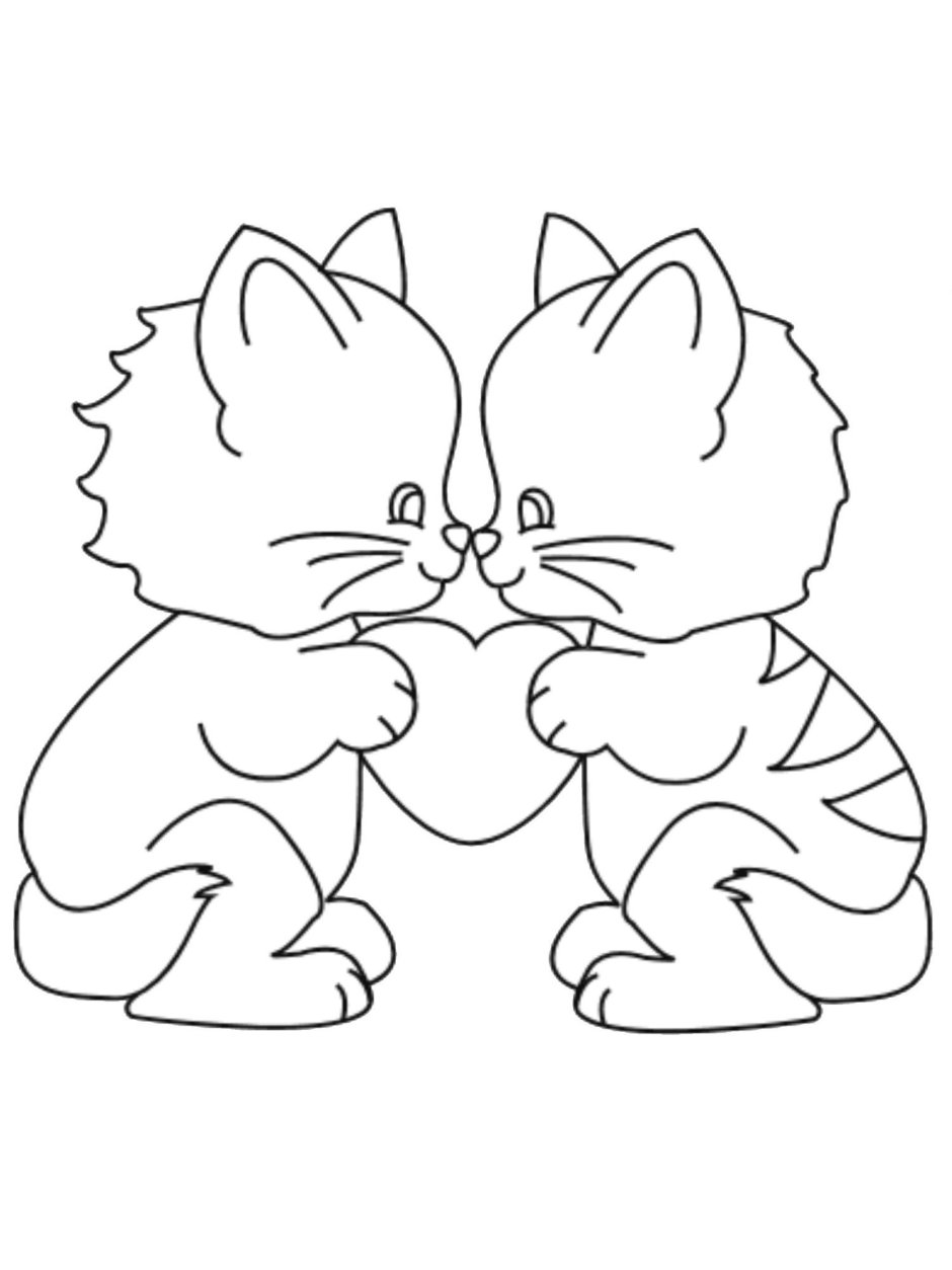 Кошечка с сердечком раскраска