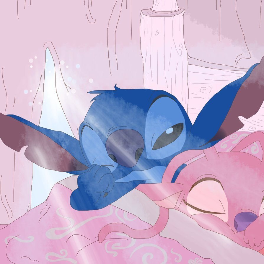 Стич и розовый Стич любовь