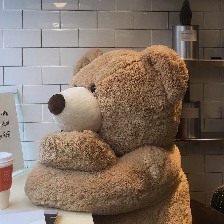 Мишка с кофе