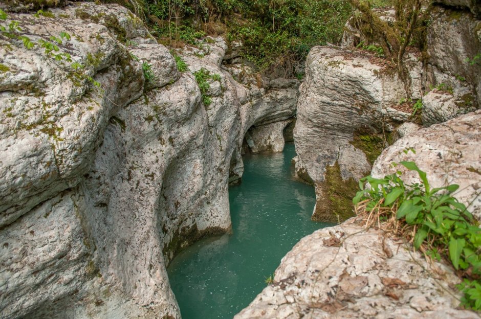 Навалищенское ущелье Сочи