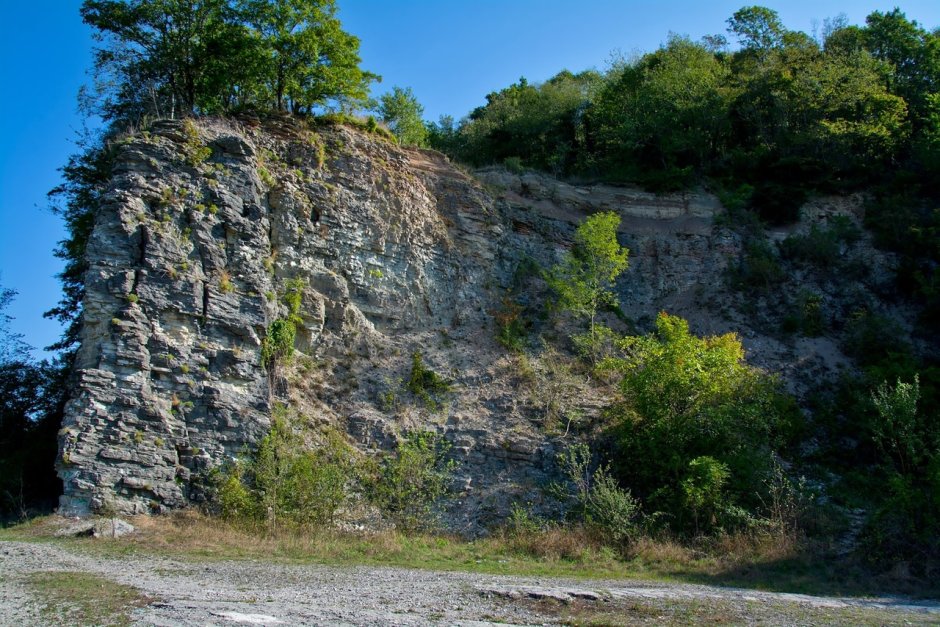 Хостинский карьер и другие достопримечательности.