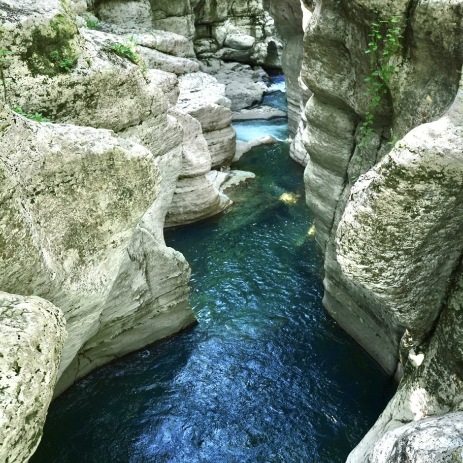 Красная Воля Сочи каньон белые скалы