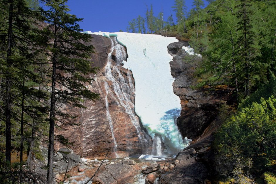 Водопад Дуссе Алинь