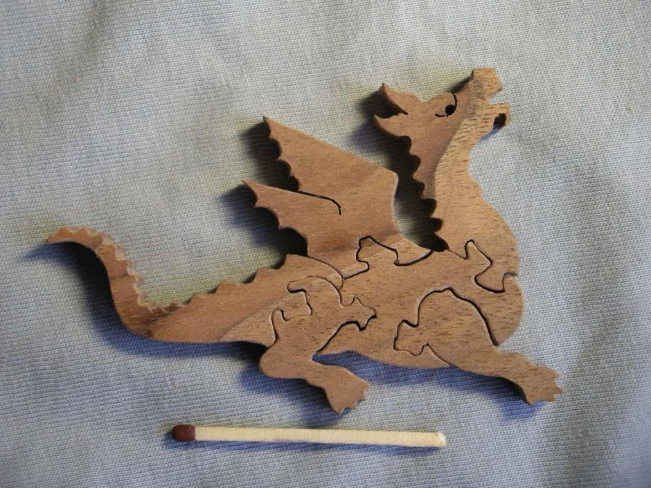 Дракон из фанеры