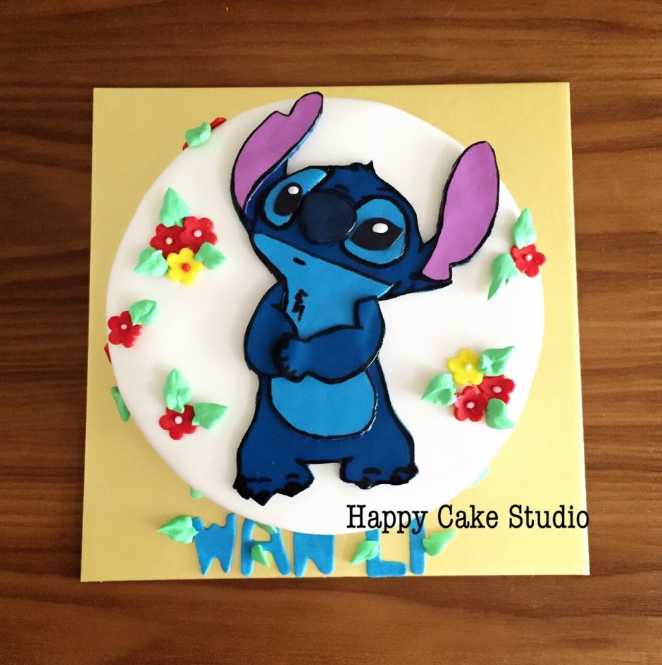 Торт Стич из крема