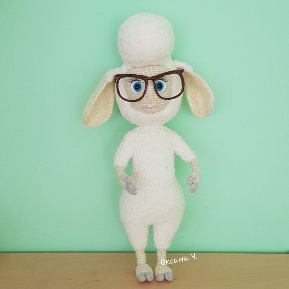 Мисс Барашкис в наручниках